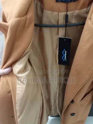 Blended Wool Overcoat / Trench Coat Suitable for Winter