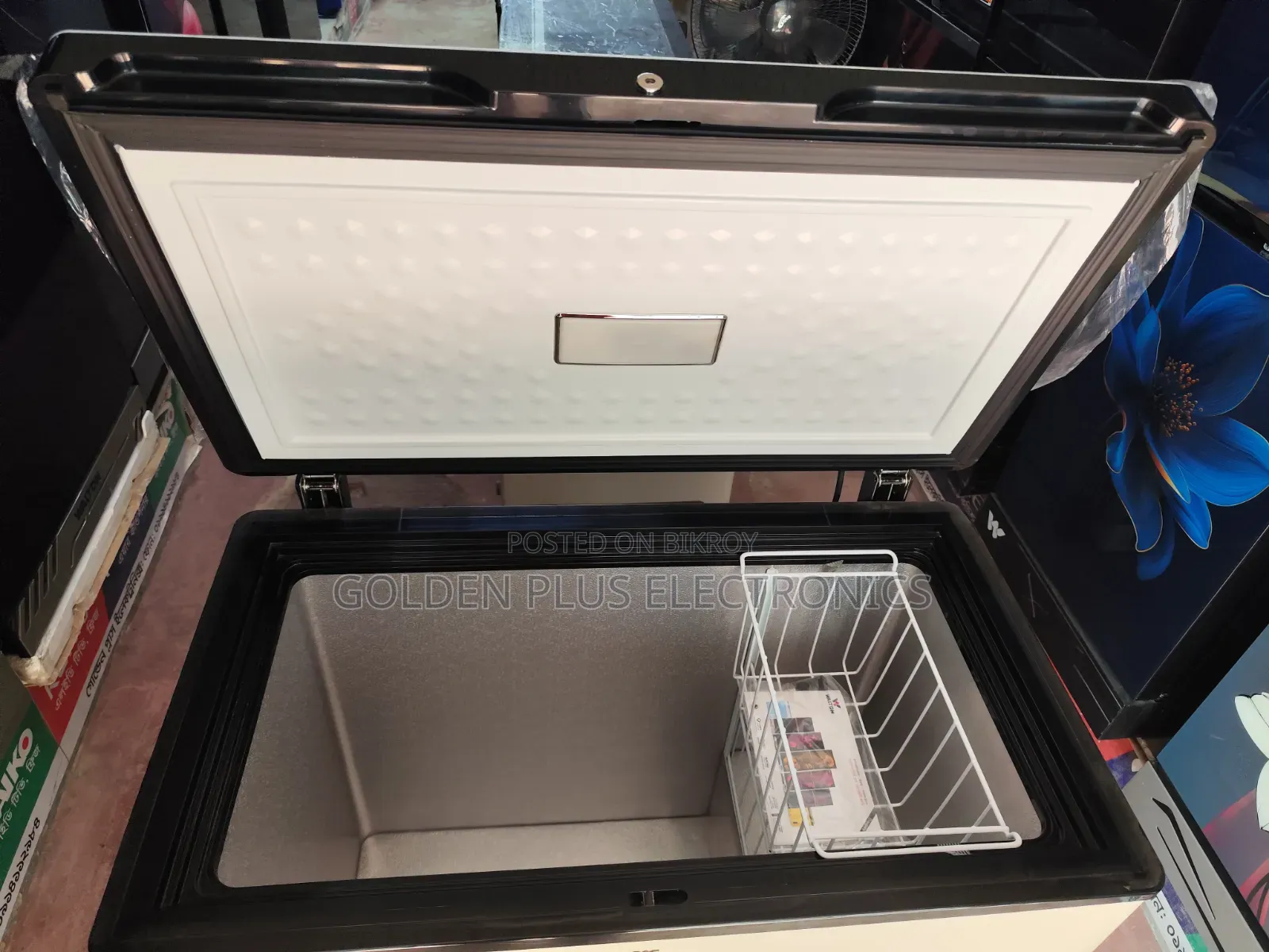 Huge discount on Walton deep freezer Model WCF-2T5 (205 liters) EMI available