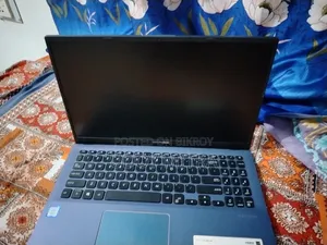 Laptop Asus Vivobook 15 4GB Intel Core 3 SSD 1T