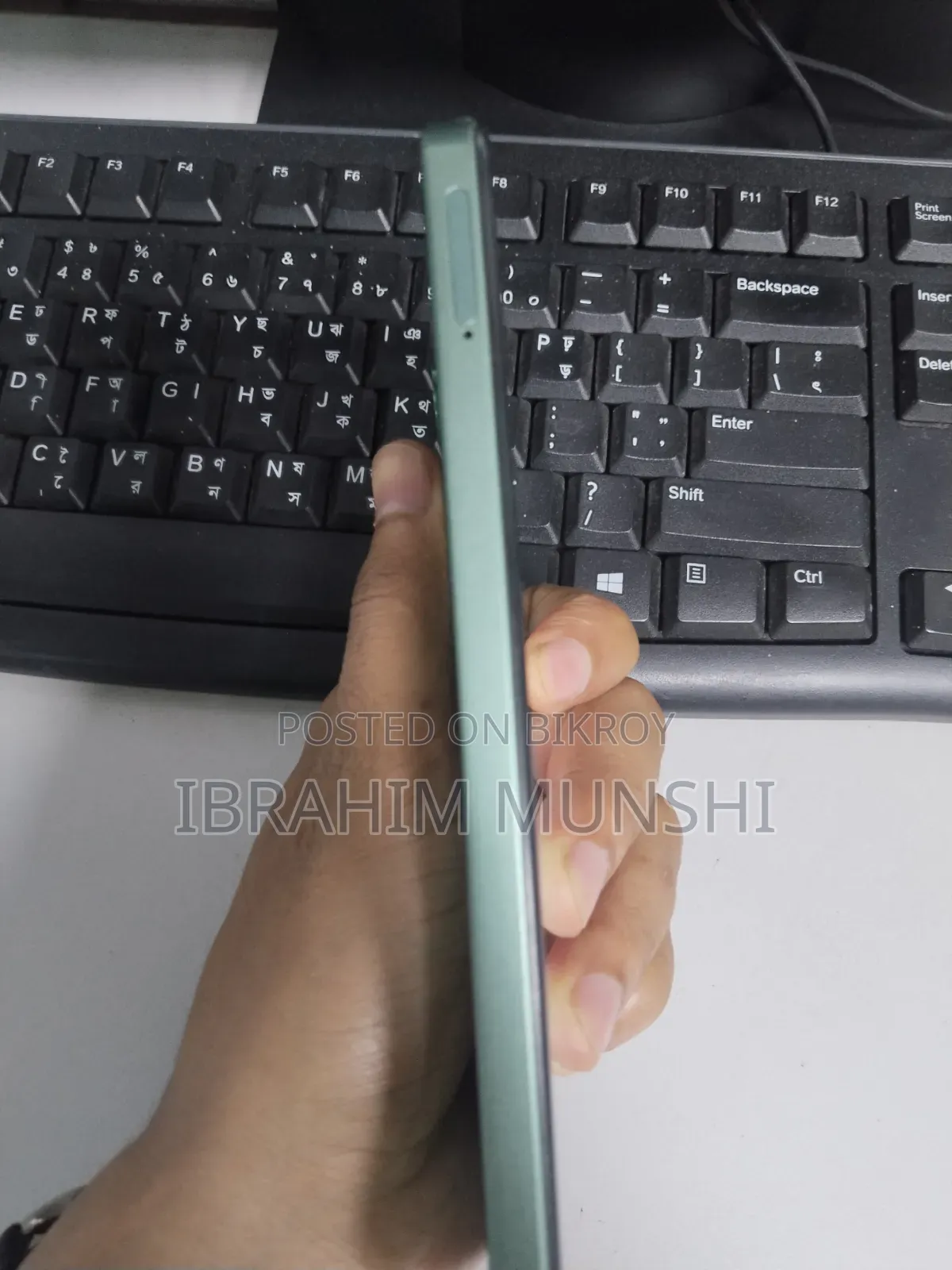 Symphony Innova 30 128 GB Blue