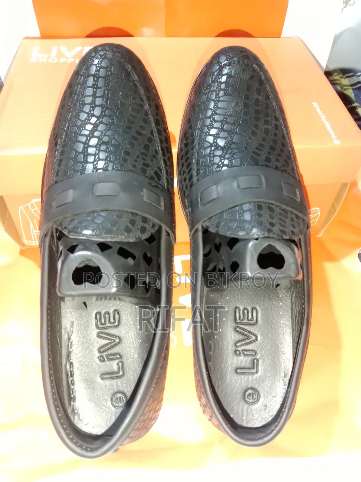 Shoes for sell