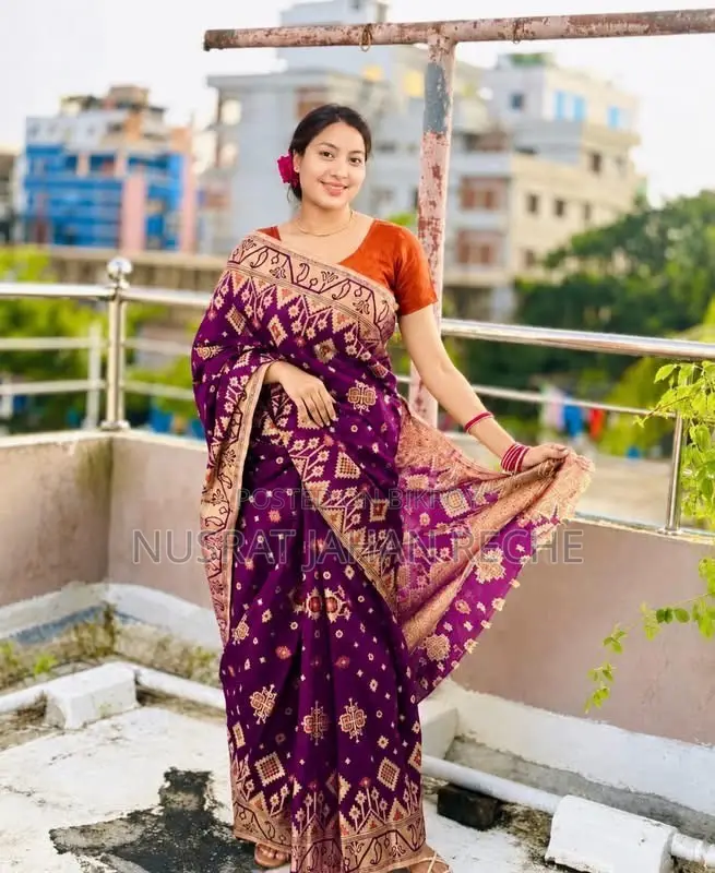 Zari Jamdani Saree