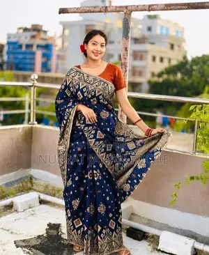 Zari Jamdani Saree