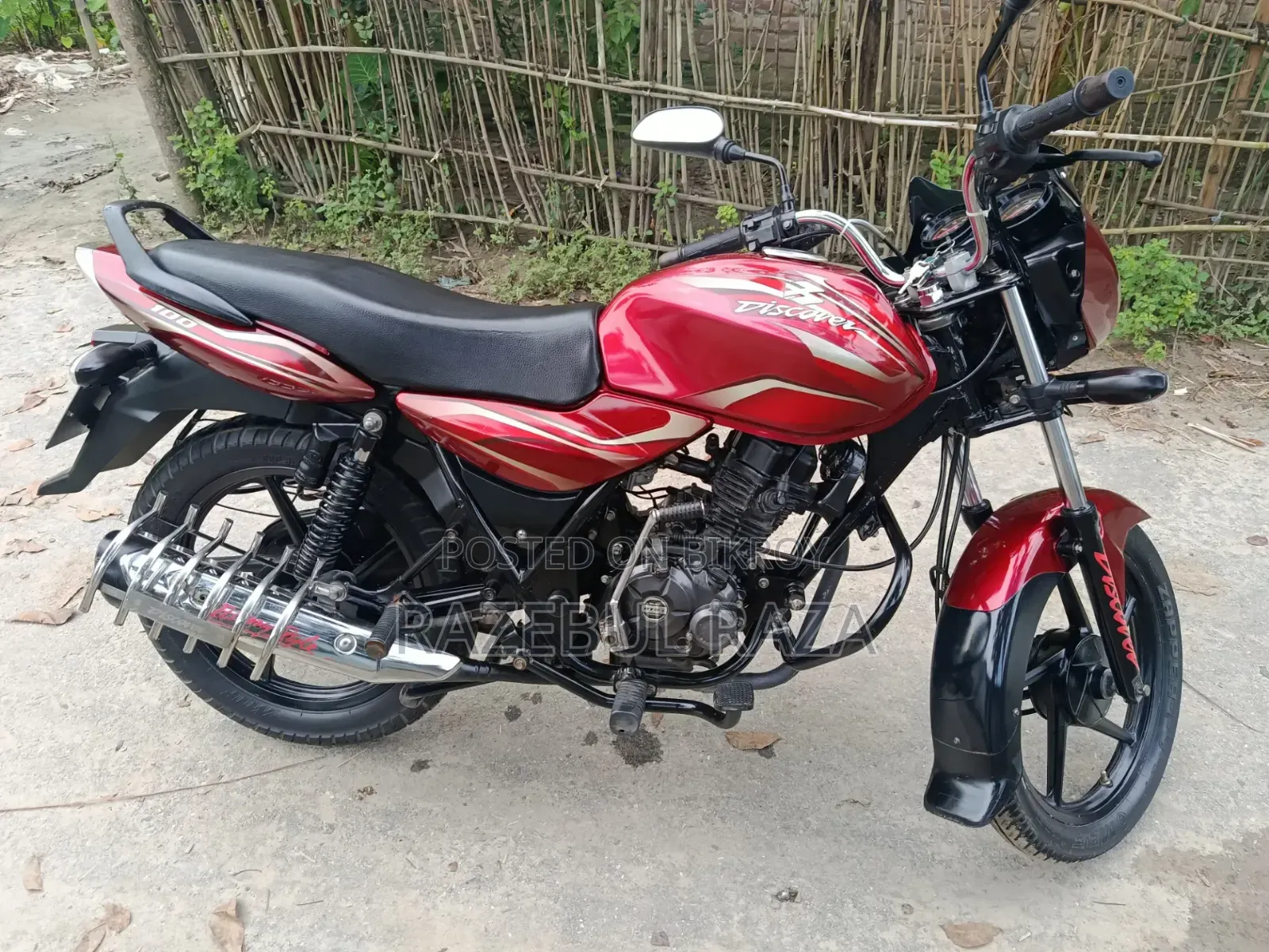 বাজাজ ডিসকভার ১০০ ২০১৬ লাল
