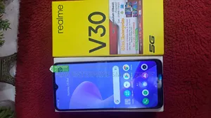 রিয়েলমি ভি৩০ ১২৮ জিবি গোল্ড
