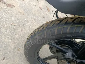 বাজাজ ডিসকভার ১০০ ২০১৬ লাল