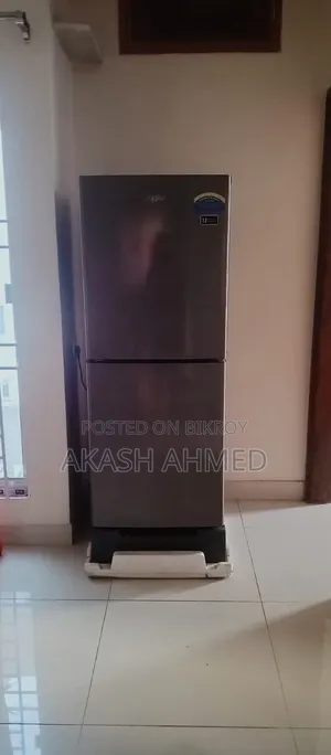 Whirlpool 236 Liters Fresh Magic Pro Frost Refrigerator