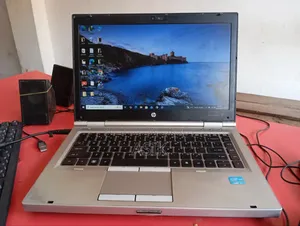 Laptop HP EliteBook 8440P 4GB Intel Core i7 HDD 1T