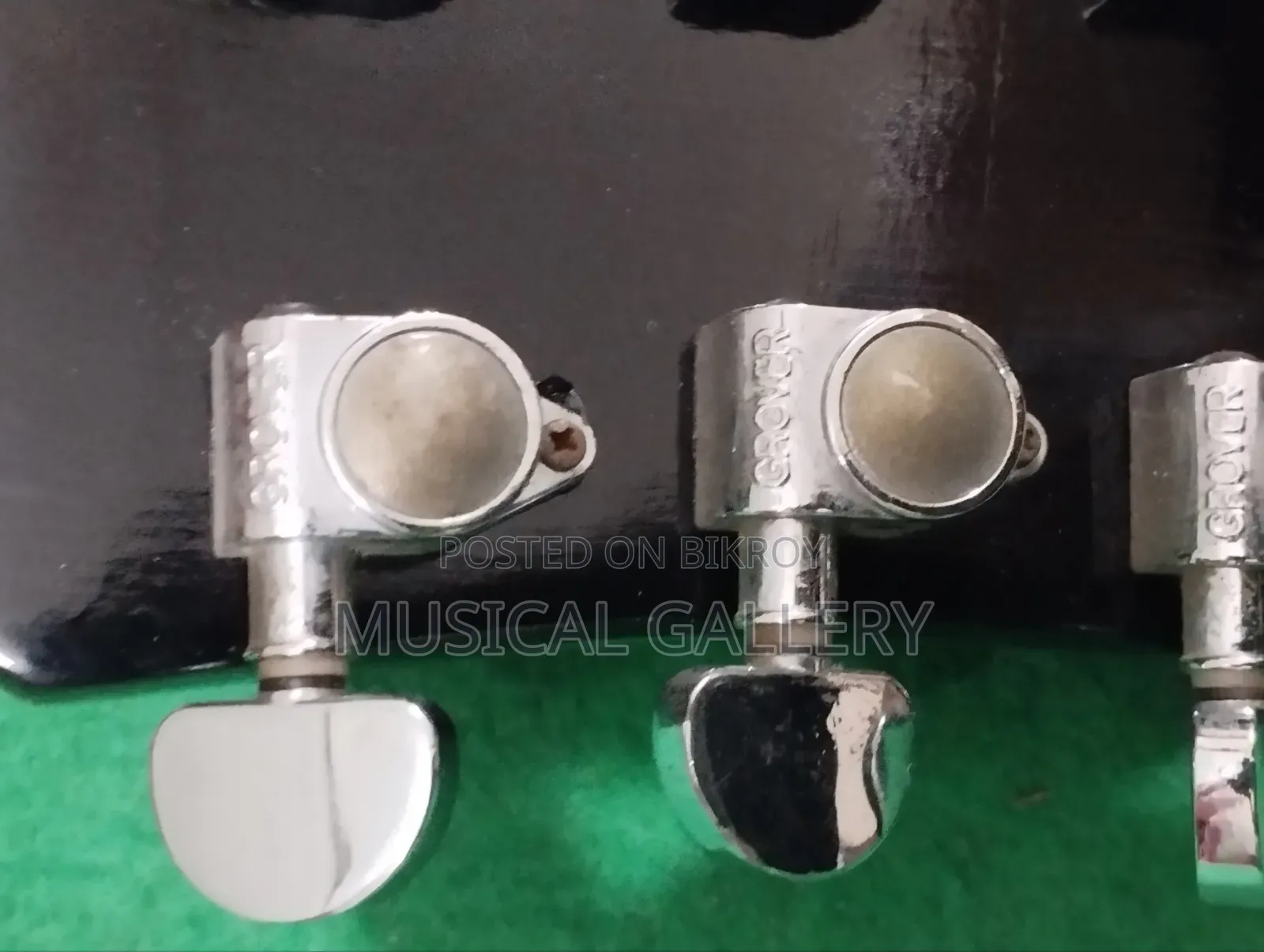 এপফোন লেস পল গিটার