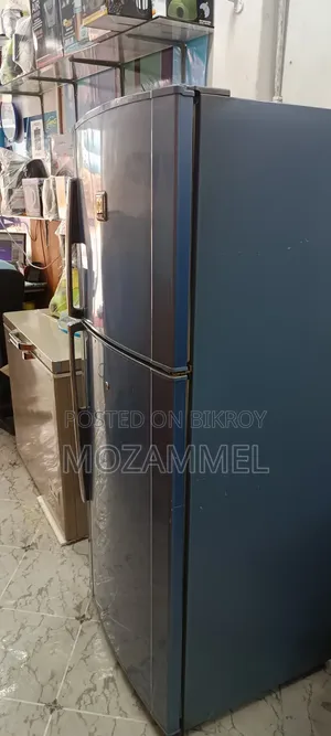 ফ্রিজ শার্প