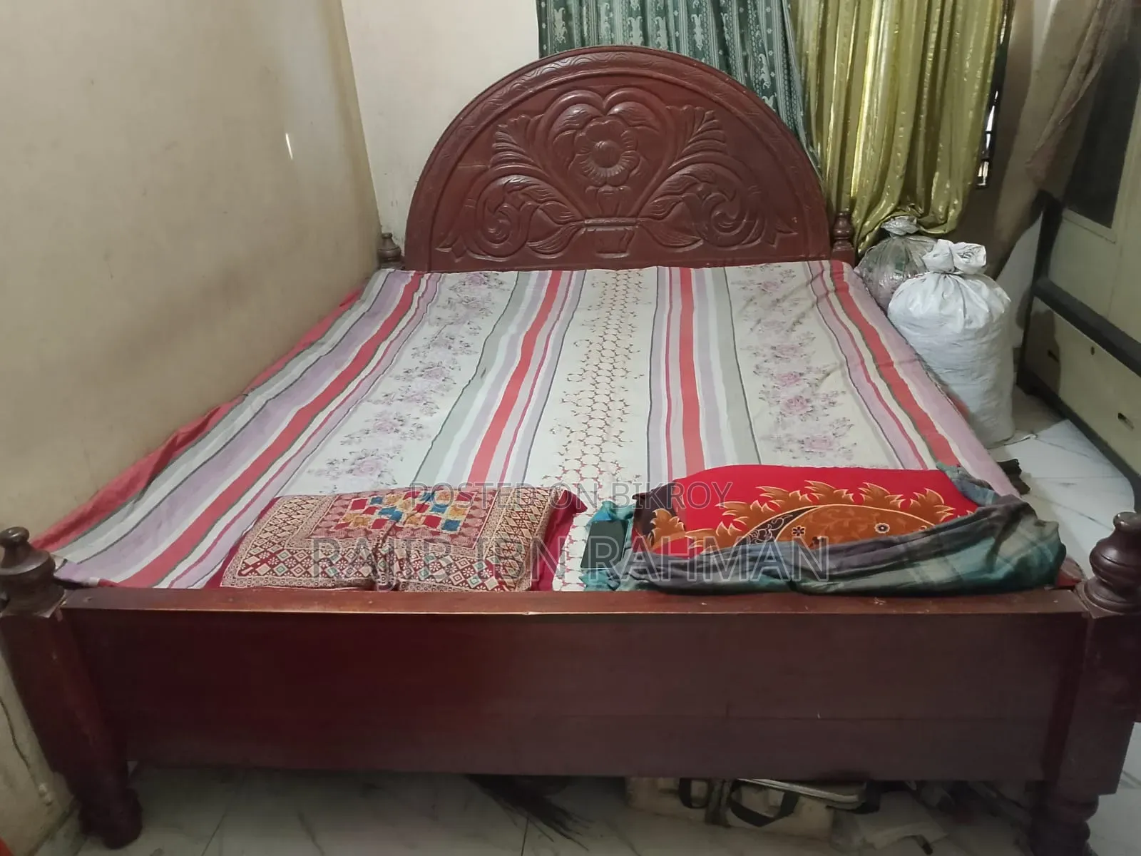খাট ৬/৭ ফিট