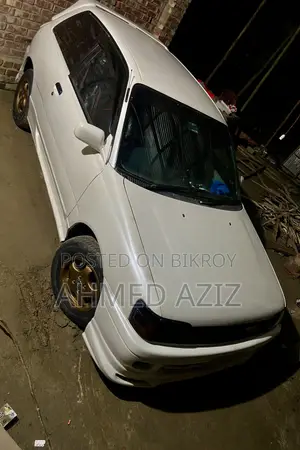 Toyota Starlet Glanza 1995 Pearl