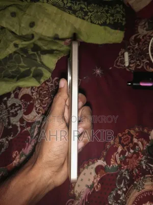 রিয়েলমি ১২৮ জিবি রোজ গোল্ড