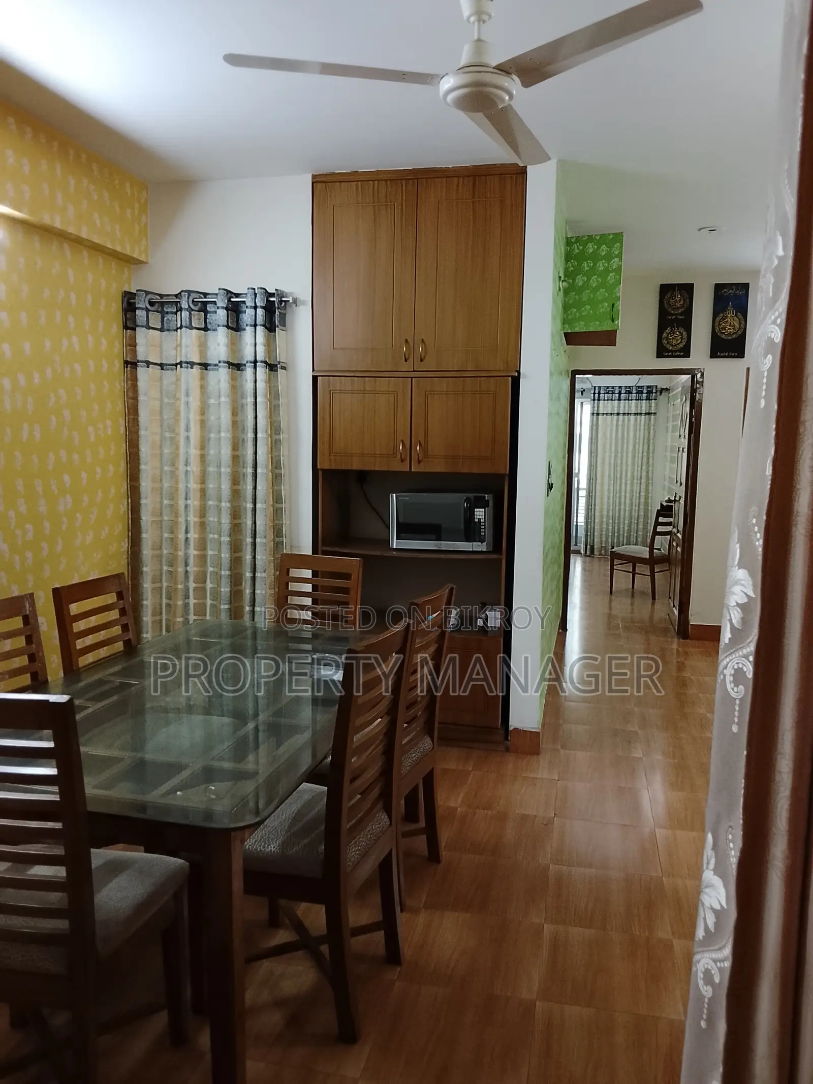 ঢাকার উত্তরা-তে ভাড়া দেওয়ার জন্য আসবাবপত্রসহ ৩ বেডরুমের অ্যাপার্টমেন্ট