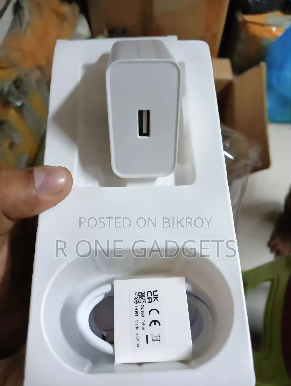 রিয়েলমি ৮০ডব্লিউ সুপারভুক অরিজিনাল প্রিমিয়াম গ্লোবাল ভার্সন চার্জার