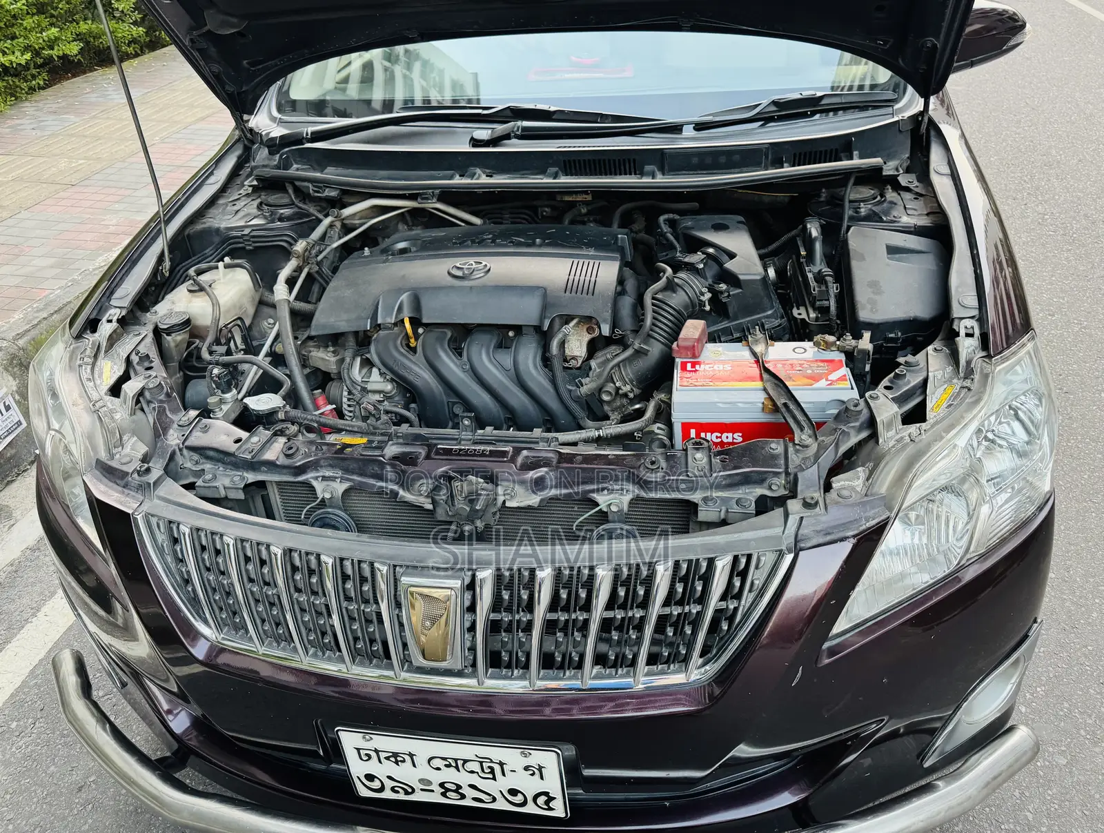 টয়োটা প্রিমিও ২০১৫ মেরুন
