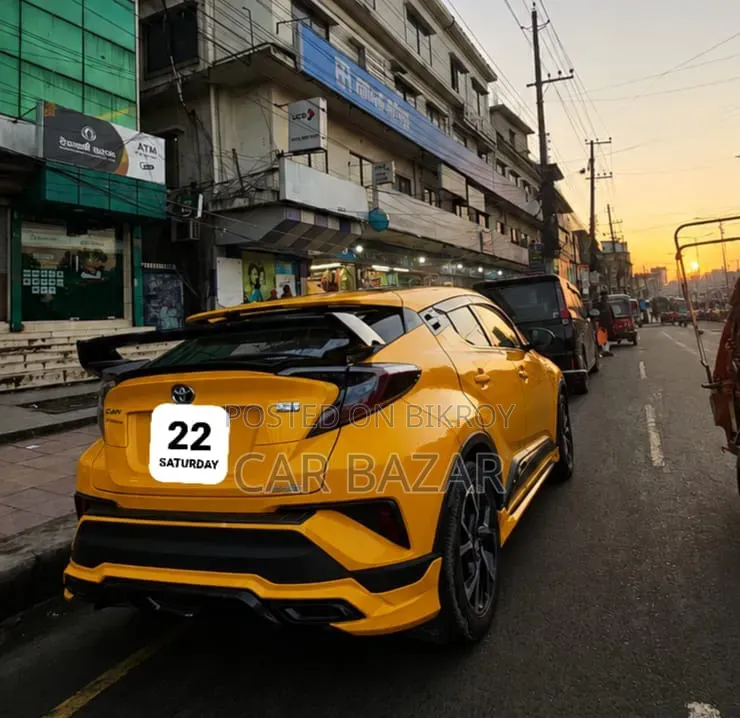 Toyota C-HR 2017 Yellow