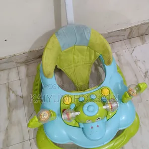 বেবি ওয়াকার