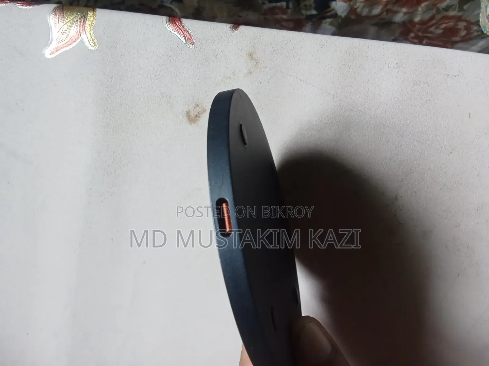বেসাস ওয়্যারলেস চার্জার
