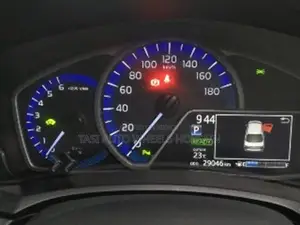 Toyota Axio 2021 Gold
