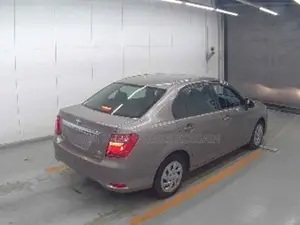 Toyota Axio 2021 Gold