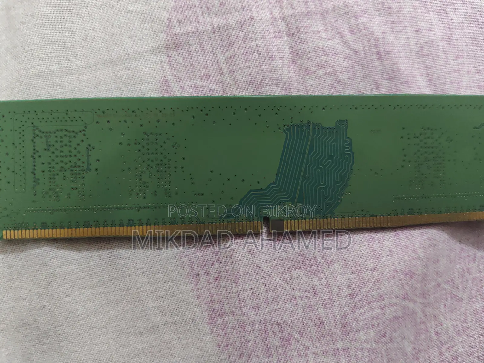 1 Stick Samsung 8GB DDR4 Desktop RAM Module (UDIMM)