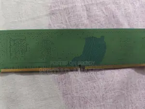 1 Stick Samsung 8GB DDR4 Desktop RAM Module (UDIMM)