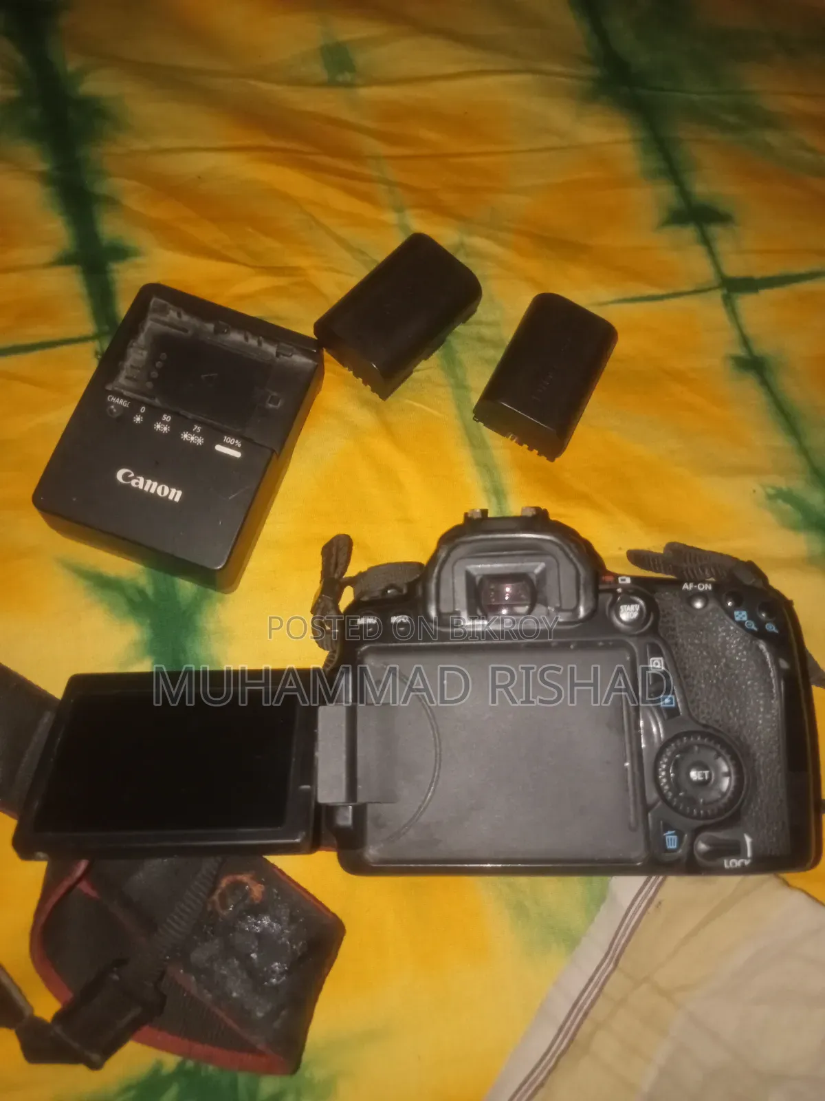 DSLR Camera