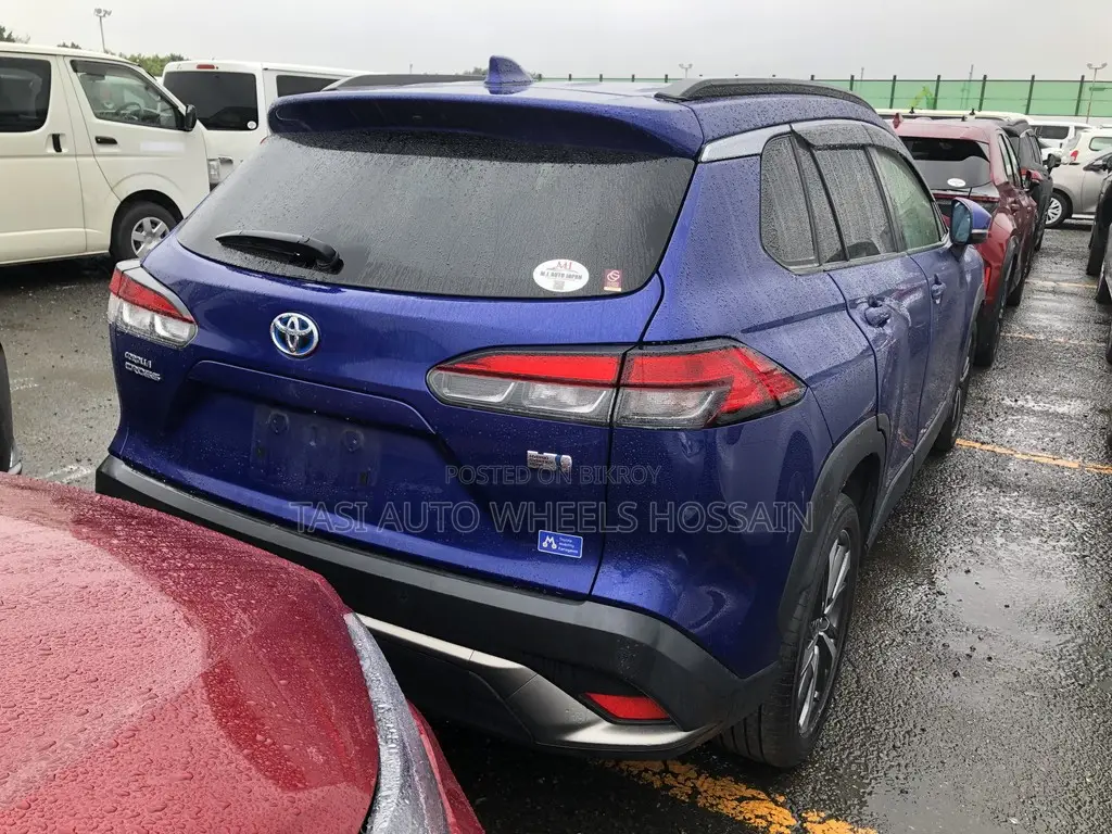 Toyota Corolla Cross 1.8 Hybrid FWD 2022 Blue