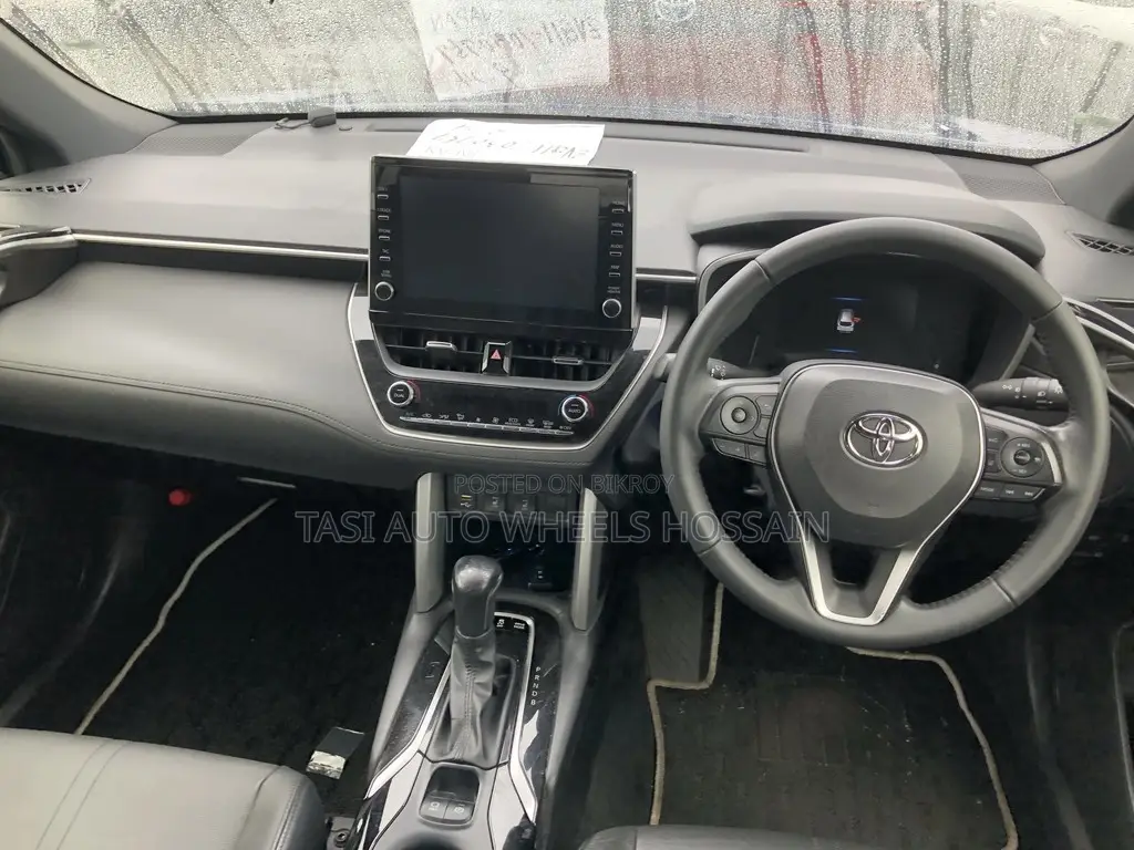 Toyota Corolla Cross 1.8 Hybrid FWD 2022 Blue