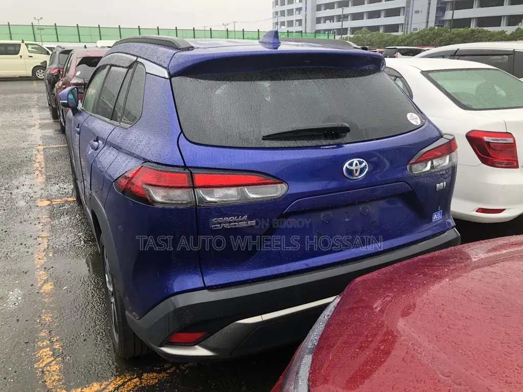 Toyota Corolla Cross 1.8 Hybrid FWD 2022 Blue