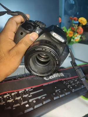 Canon 700D