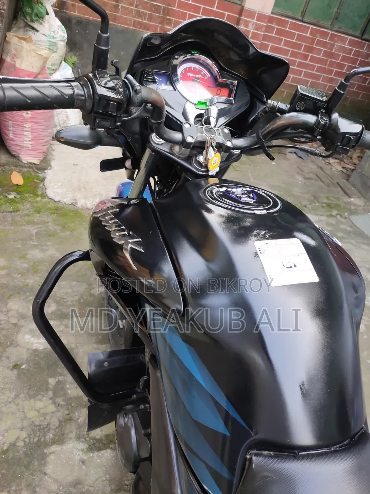 হিরো হাঙ্ক ২০১৯ কালো