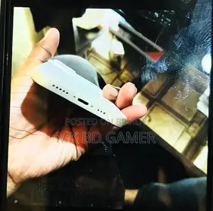 অ্যাপল আইফোন ১৩ ১২৮ জিবি হোয়াইট