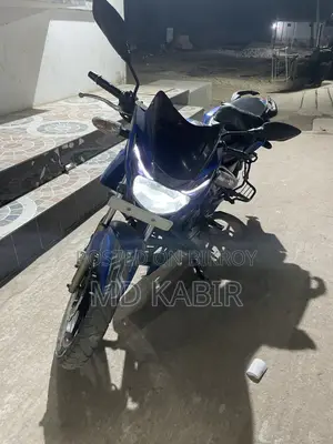 টিভিএস অ্যাপাচি আরটিআর ১৬০ টুভি ২০১৭ নীল