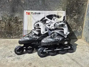 Original Tien-E Skating Shoes With Safety Guard Used Only 7 Days