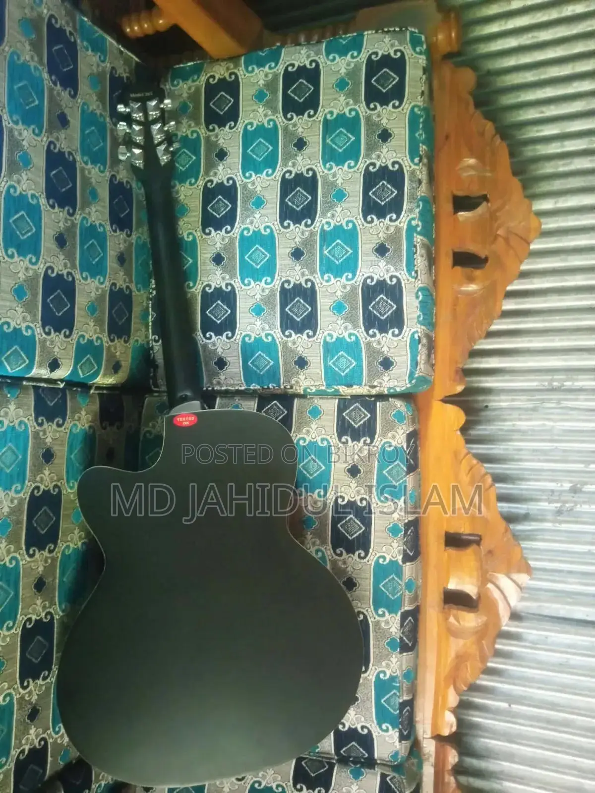 Sell my guitar,