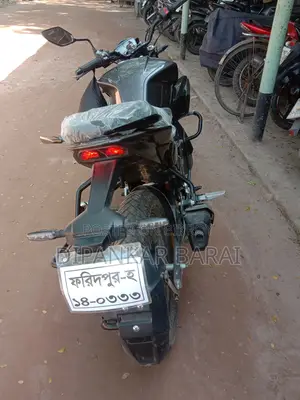 নিউ হিরো এক্সট্রিম ১২৫আর ২০২৬ ব্ল্যাক