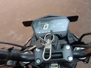 New Hero Xtreme 125R 2026 Black