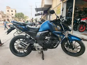 ইয়ামাহা এফজেডএস ভি২ ২০২৫ নীল