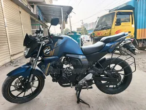 ইয়ামাহা এফজেডএস ভি২ ২০২৫ নীল