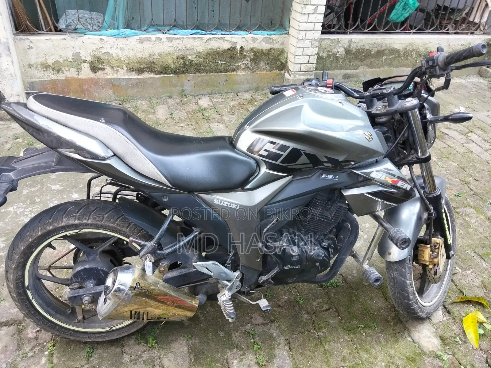 সুজুকি জিক্সার ২০২১ সিলভার