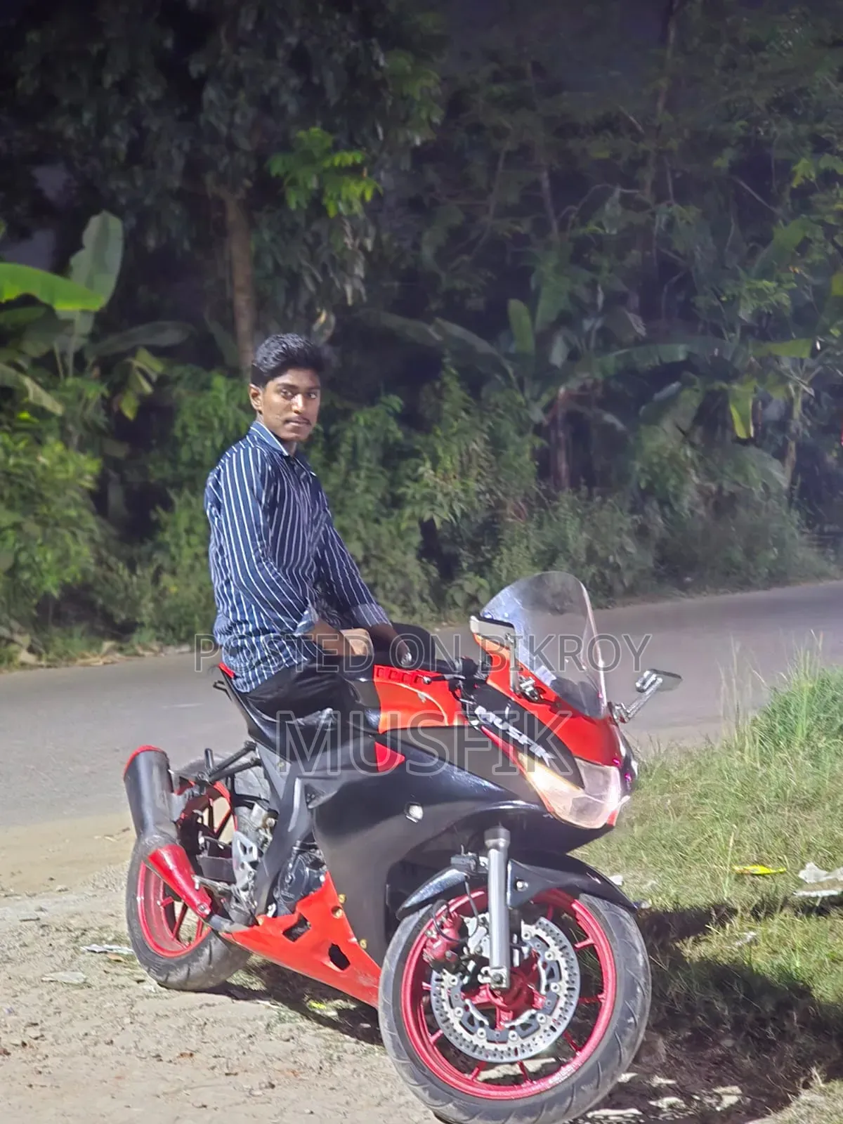 সুজুকি জিএসএক্স-আর১৫০ ২০১৮ ব্লু