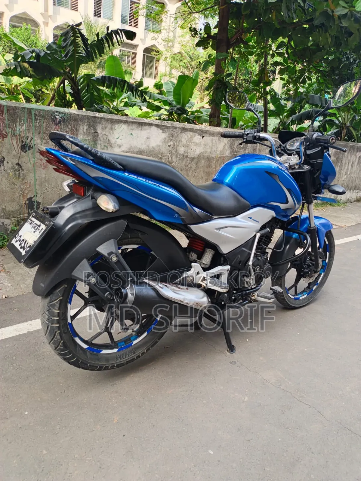 নতুন বাজাজ ডিসকভার ১২৫ ২০১৫ ব্লু