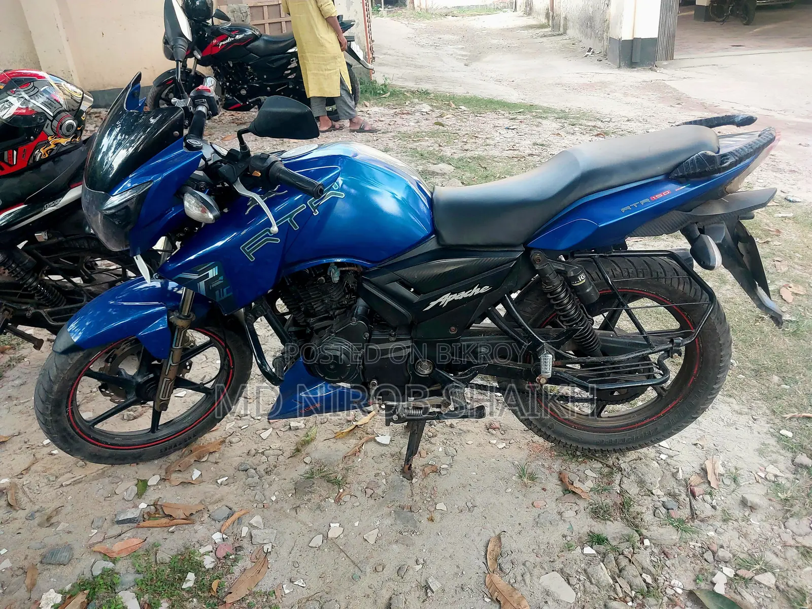 টিভিএস আপাচি আরটিআর ১৬০ ২ভি ২০১৭ নীল
