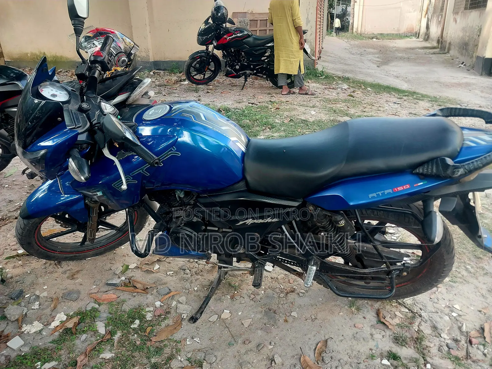 টিভিএস আপাচি আরটিআর ১৬০ ২ভি ২০১৭ নীল