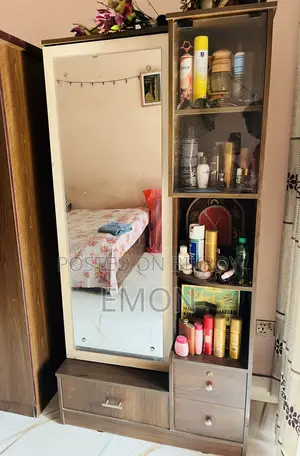 Premium Partex Board Dressing Table With Full Mirror – Almost New