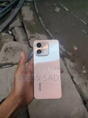 Vivo Y28 128 GB Gold
