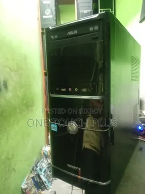 Desktop Computer 4GB Intel Core i3 HDD 32GB