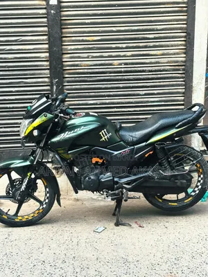 হিরো হাঙ্ক ১৫০ ২০১৬ গ্রিন